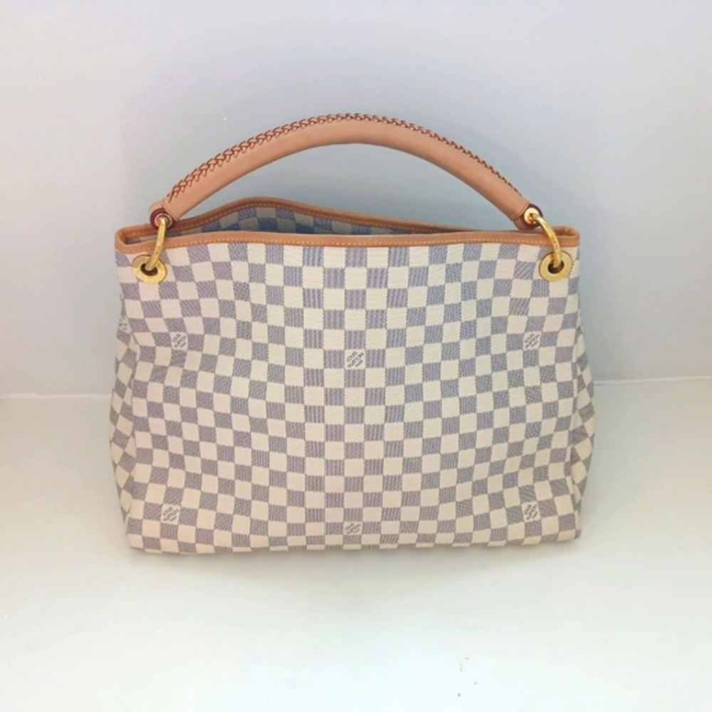 Louis Vuitton Bag